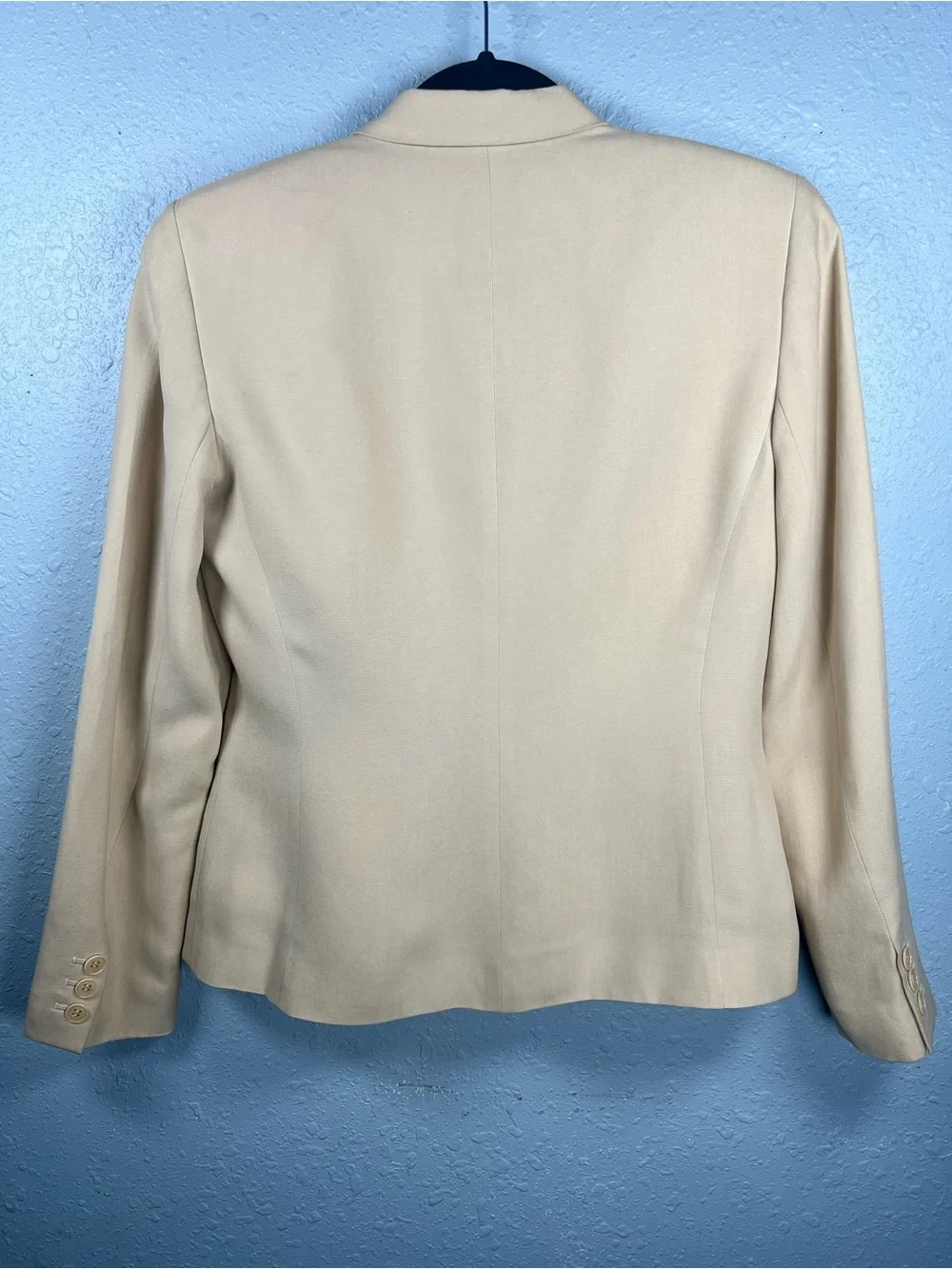Ann Taylor 100% Silk Fitted Blazer Jacket Tan Beige Size 2